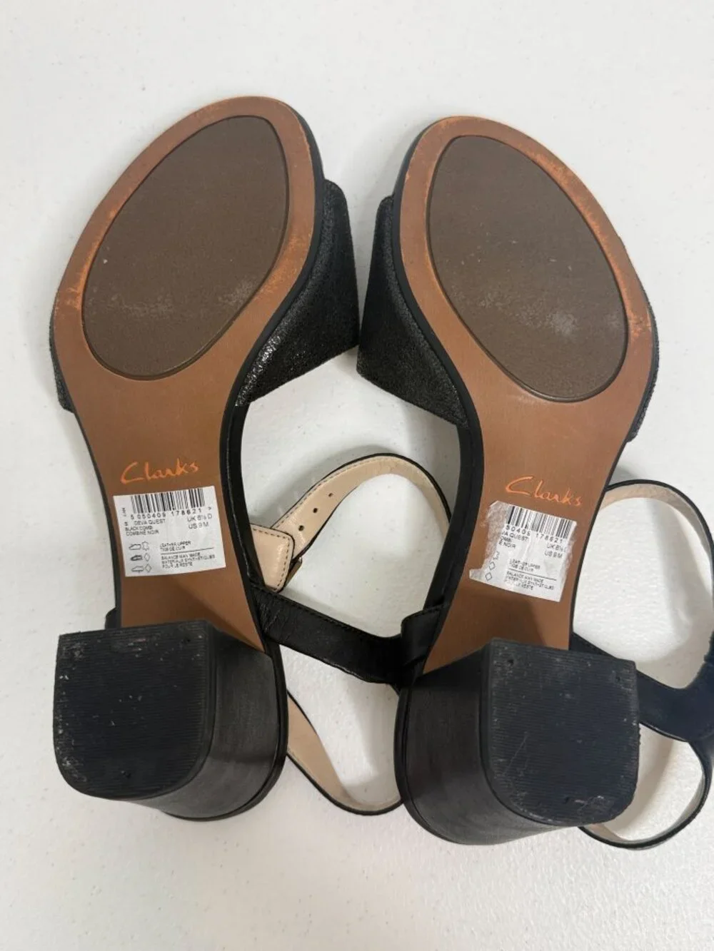 Clarks Deva Quest Black Comfort Block Heel Sandals Size 9